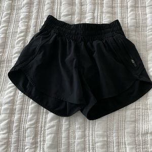 LULULEMON short